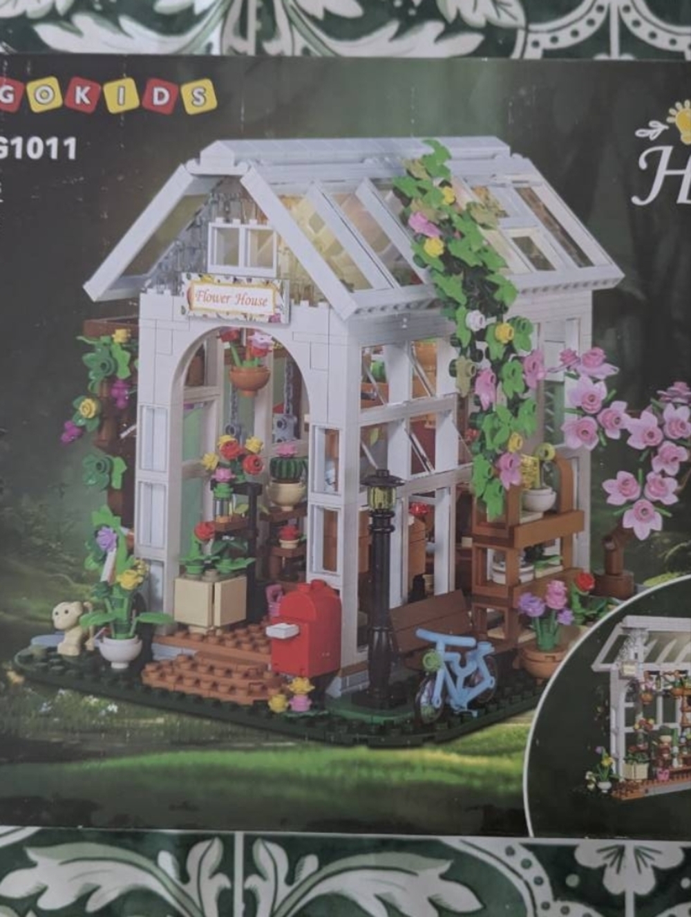 Flower House Greenhouse Building Set - White with Pink & Green Accents